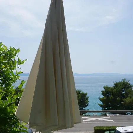 Lalic - A Spacious Three Bedroom With A Sea View Appartamento