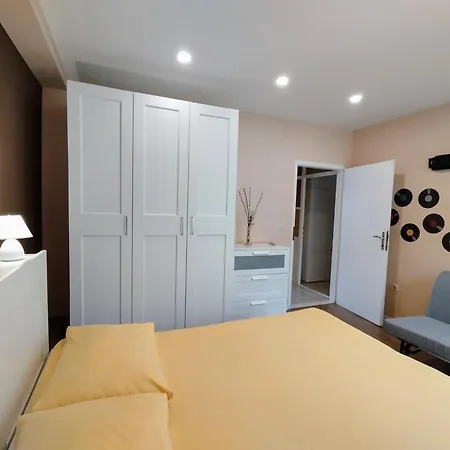 Lalic - A Spacious Three Bedroom With A Sea View Appartamento