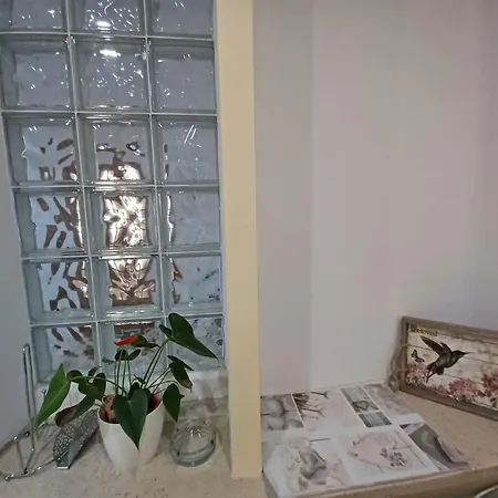 Appartamento Lalic - A Spacious Three Bedroom With A Sea View